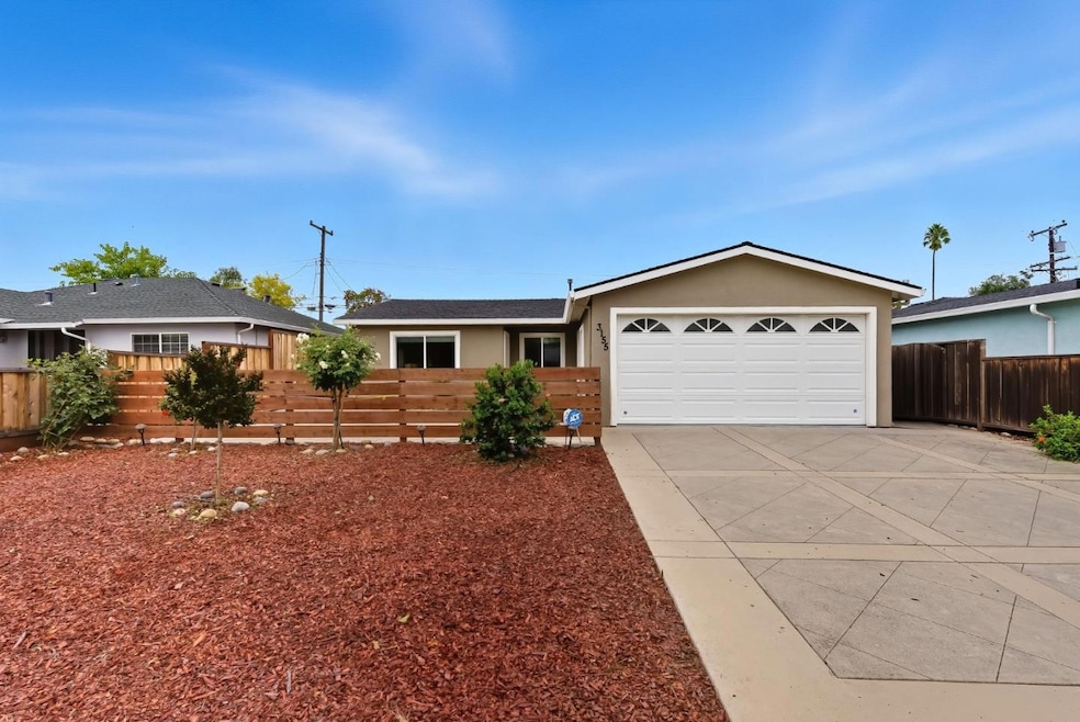 Sold $1,700,000 • Co-Listing Agent