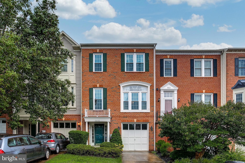 5905 Fox Glen Ct, Elkridge, MD 21075 - photo 1