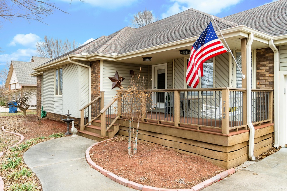 712 N Delaware-4