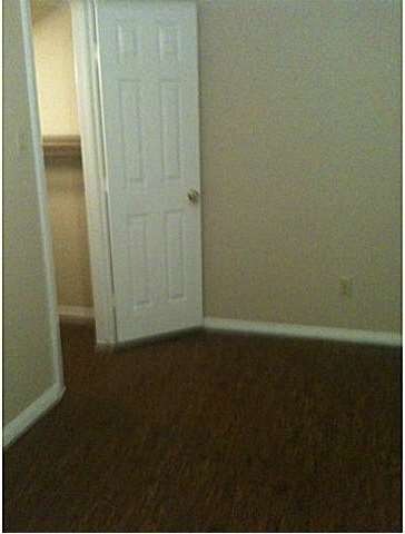 1840 Burton Dr unit 112, Austin, TX 78741 - photo 1