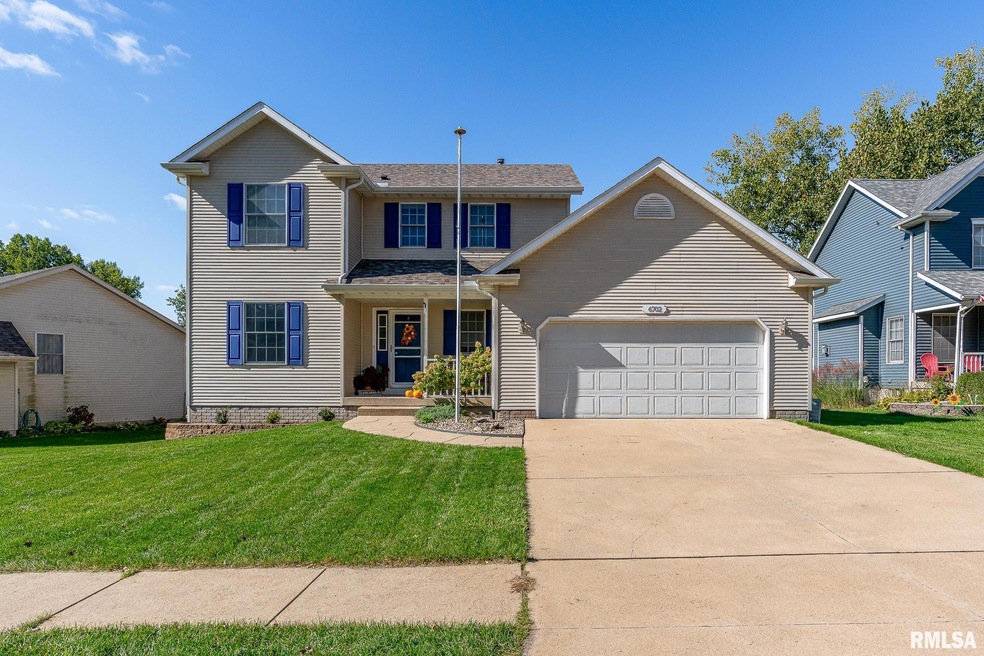6702 Brookview Ln, Davenport, IA 52806 - photo 1