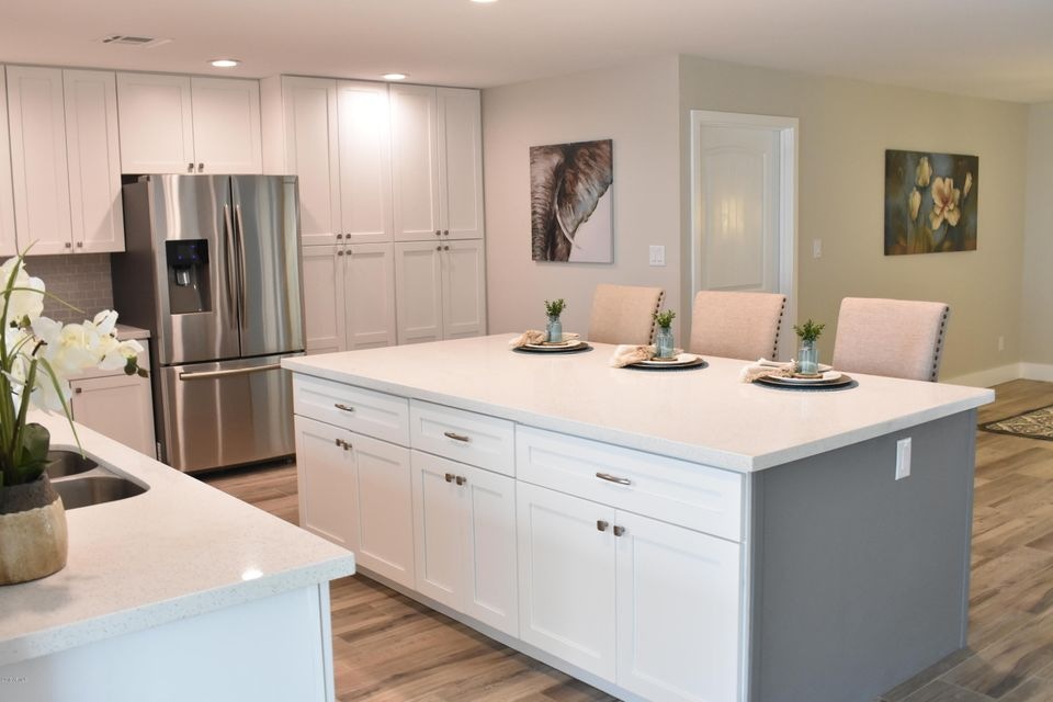 Large Open Kitchen