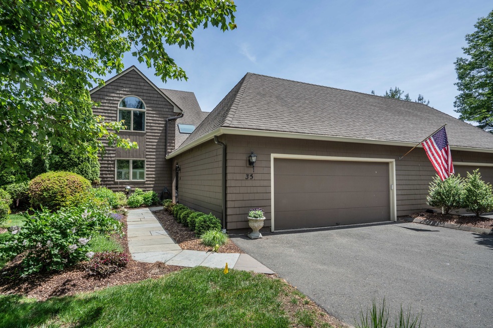 Welcome to 35 Saddle Ridge
