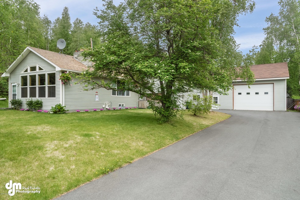 Exterior 0932-FULL