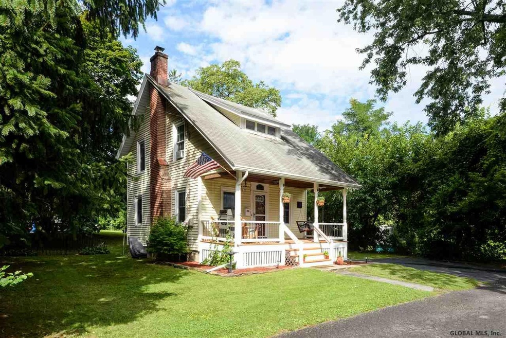 8 Paddock Place, Delmar, NY 12054 - photo 1