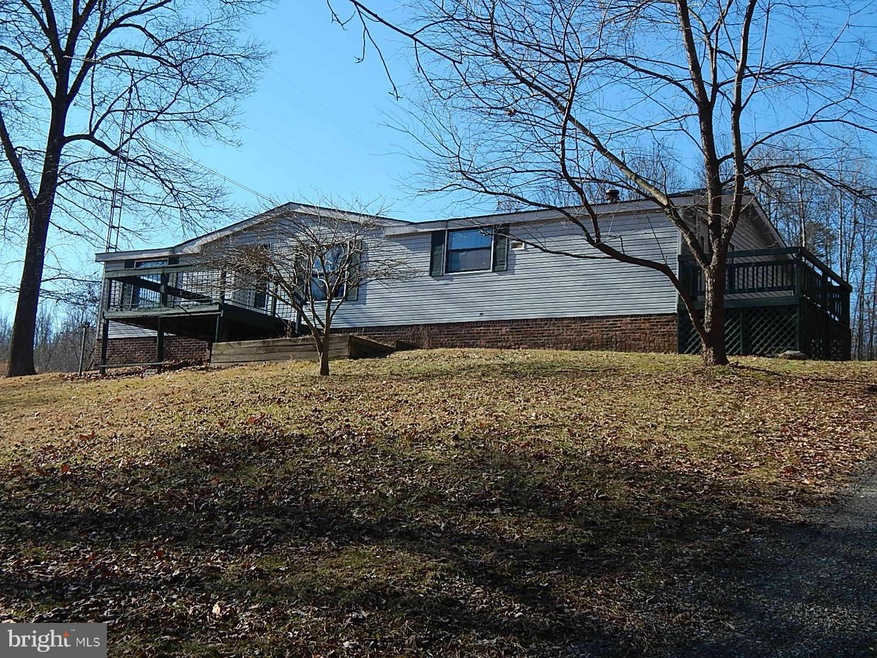 2097 Cannon Hill Rd, Hedgesville, WV 25427 - photo 1