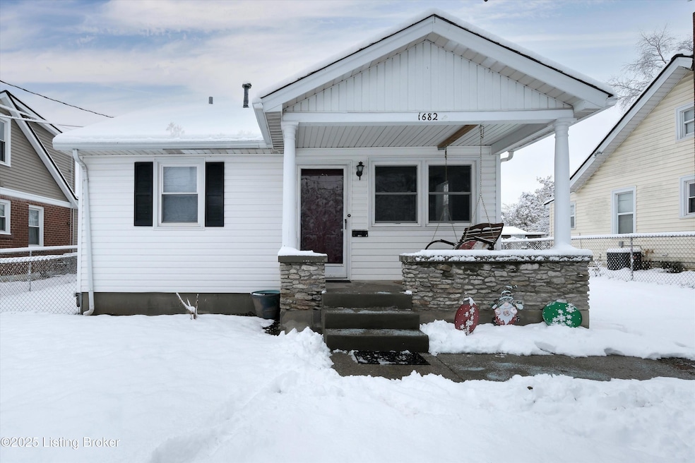 1682 Trigg St, Louisville, KY 40213 - photo 1