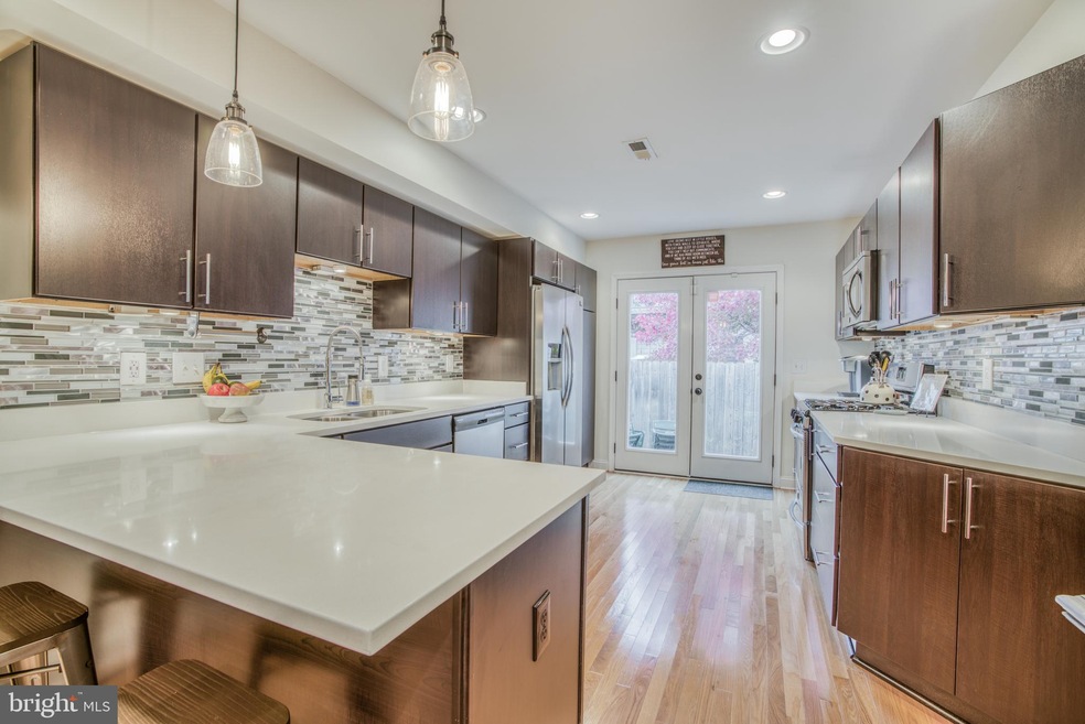 3408 Harmony Ct, Baltimore, MD 21224 - photo 1