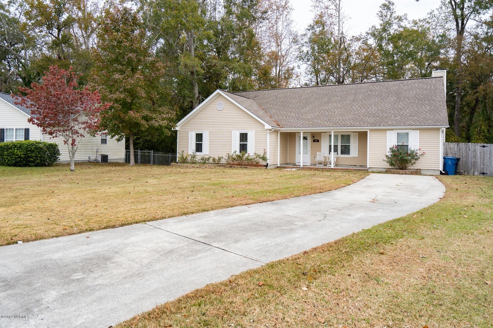 141 Settlers Cir, Jacksonville, NC 28546 - photo 1