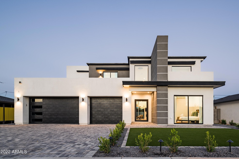 Phoenix Photo Pro-3514 N Apache Way_001