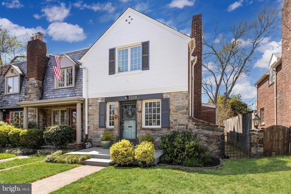 1308 Michigan Ave, Alexandria, VA 22314 - photo 1