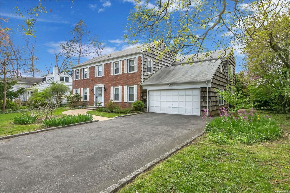 2 Rockaway Ave, Garden City, NY 11530 - photo 1