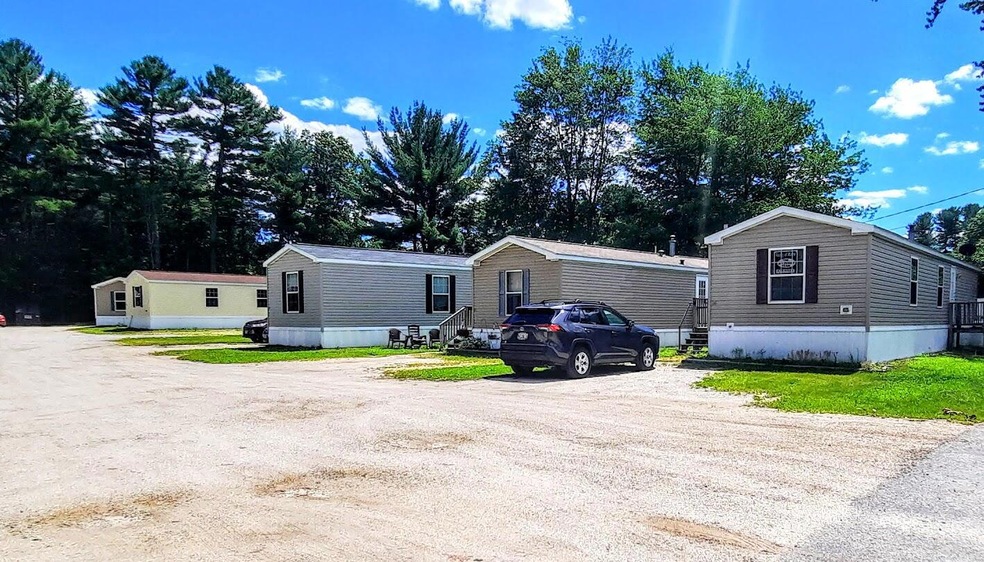 314 Shaker Rd unit 11, Gray, ME 04039 - photo 1