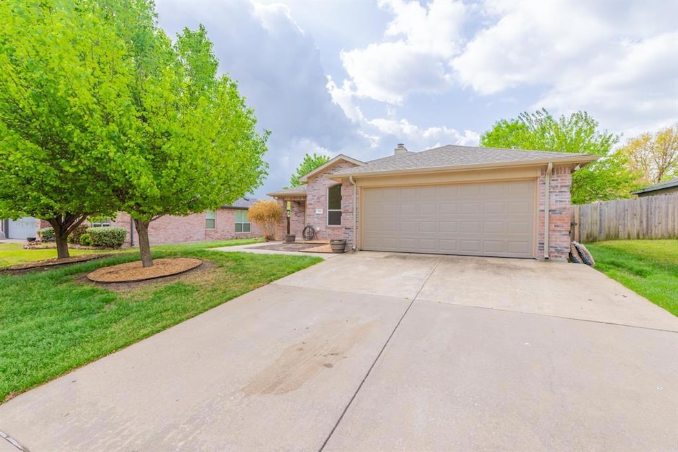 310 Lake Travis Dr, Wylie, TX 75098 - photo 1