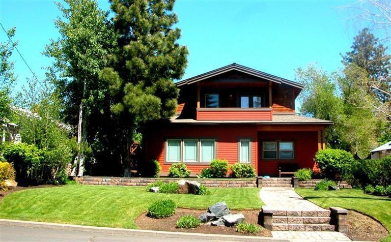 1134 NW Albany Ave, Bend, OR 97701 - photo 1