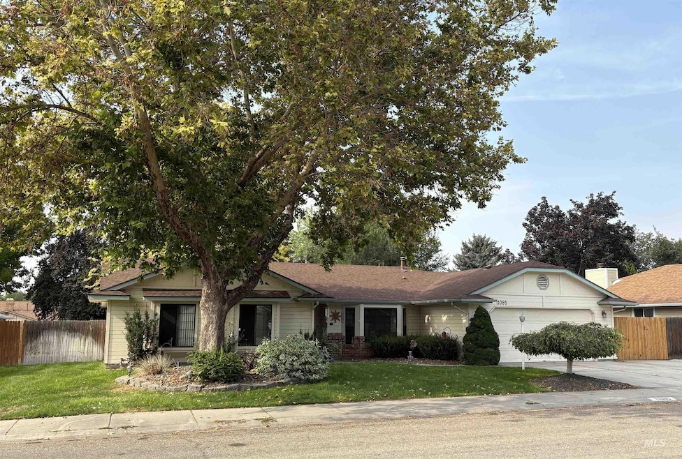 For Sale $445,000 • Co-Listing Agent