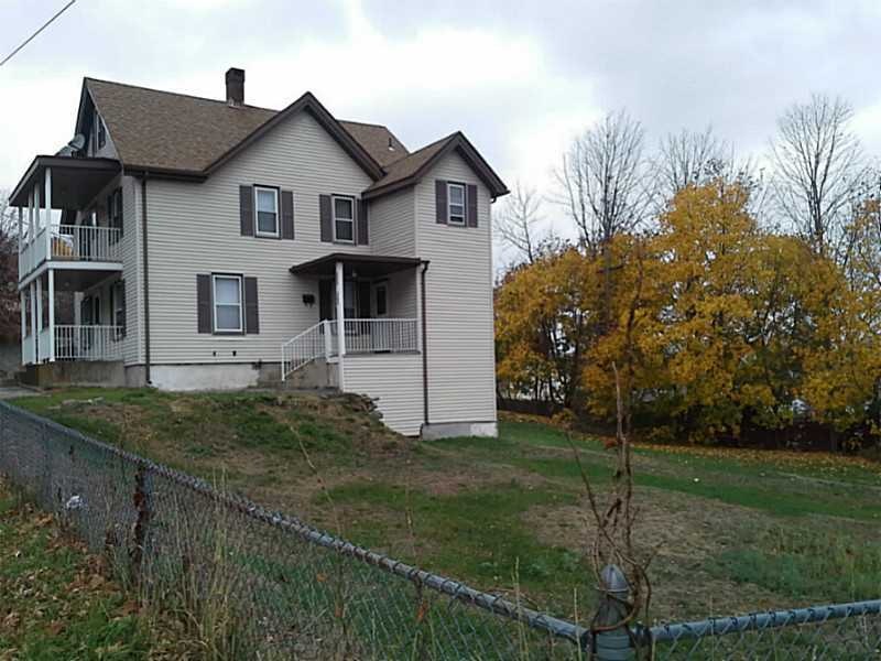 303 10th Ave, Woonsocket, RI 02895 - photo 1