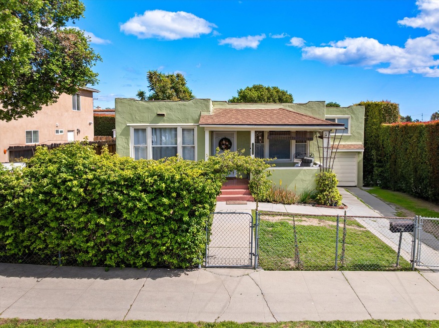 1030 E Cota