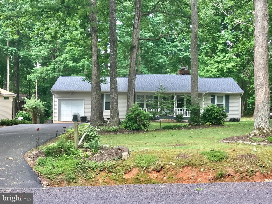 131 Tall Pines Ave, Locust Grove, VA 22508 - photo 1