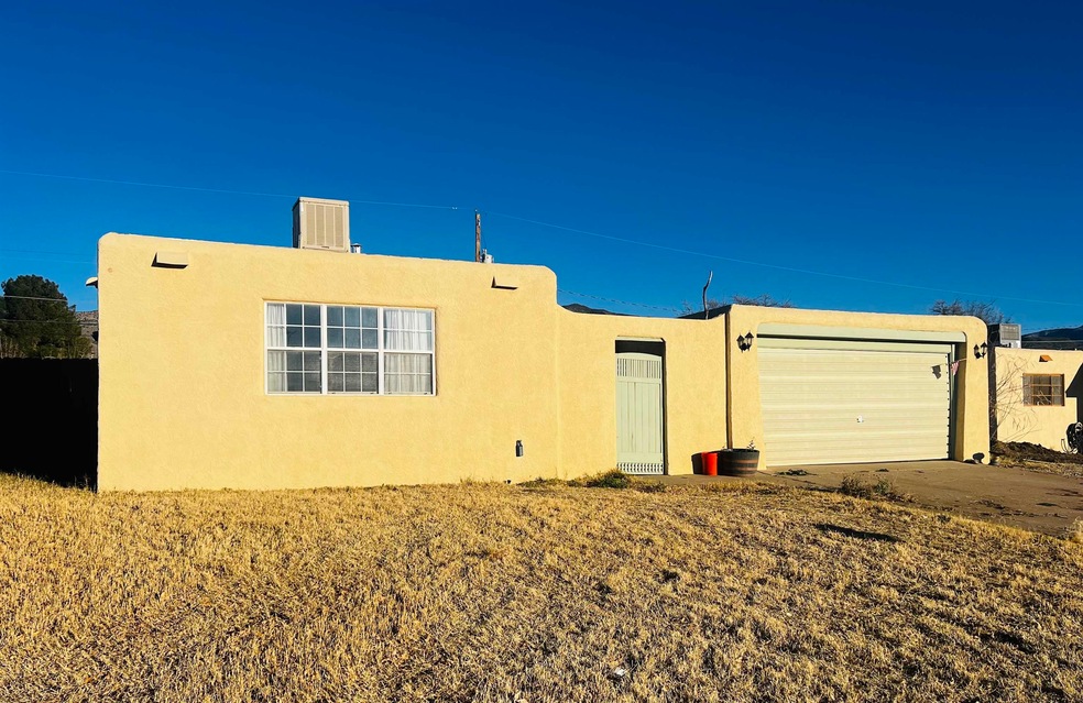 1516 Lincoln Ave, Alamogordo, NM 88310 - photo 1