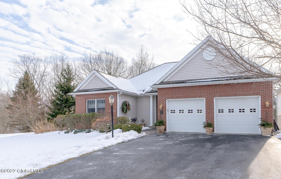 27 Conway Cir, Albany, NY 12211 - photo 1