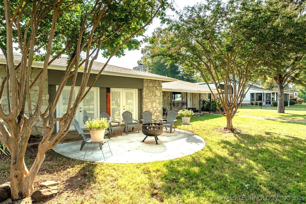 2828 Riverview Rd, Kingston, OK 73439 - photo 1