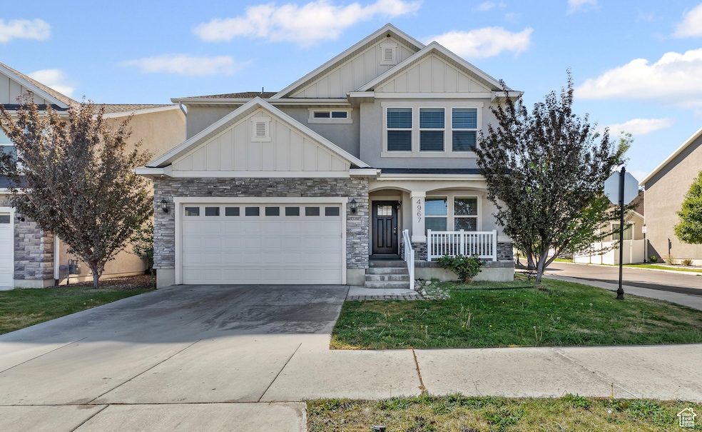 For Sale $610,000 • Co-Listing Agent