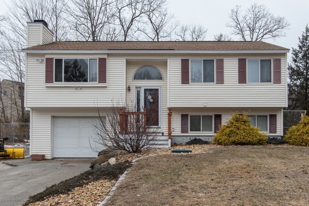 74 G h Carter Dr, Danville, NH 03819 - photo 1