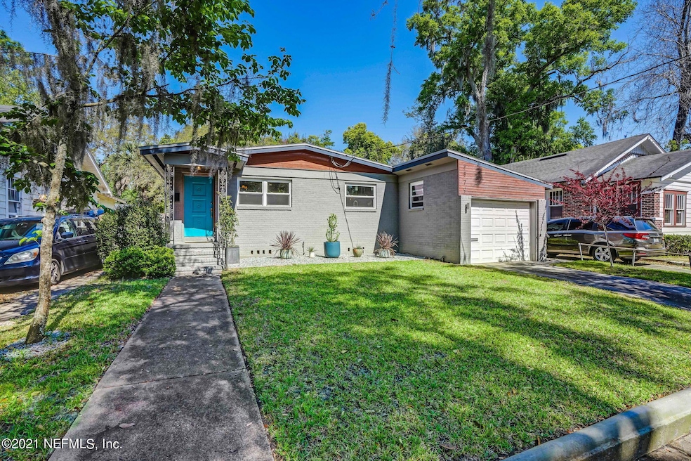 3879 Oak St, Jacksonville, FL 32205 - photo 1