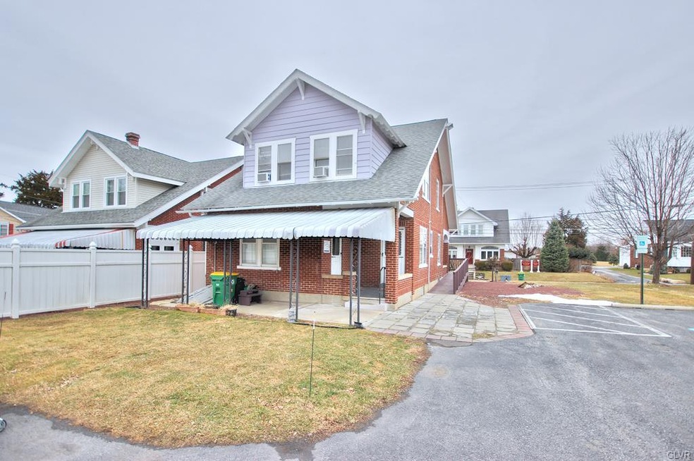 928 Brookside Rd unit 2, Allentown, PA 18106 - photo 1