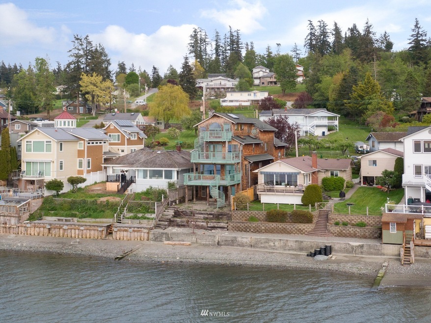 19118 Soundview Dr NW, Stanwood, WA 98292 - photo 1