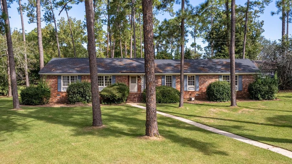 1001 Summit Dr, Albany, GA 31707 - photo 1