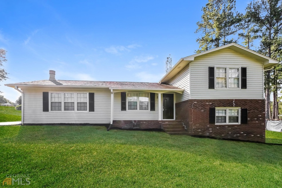 180 Colonial Hills Rd, Winder, GA 30680 - photo 1