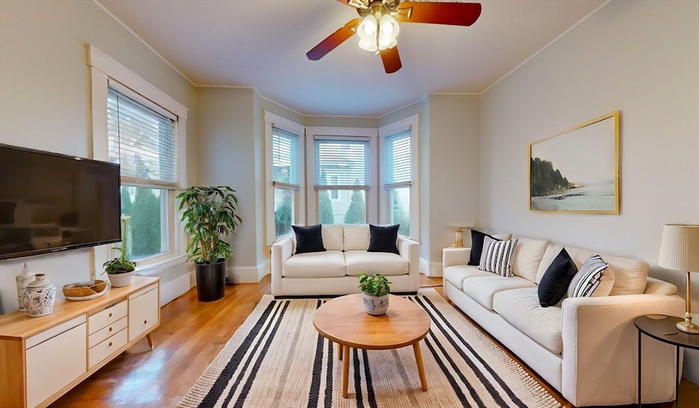 6 Gould St unit 1, Stoneham, MA 02180 - photo 1