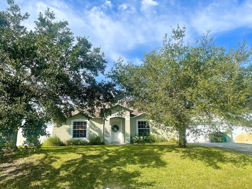 563 SW Columbus Dr, Port Saint Lucie, FL 34953 - photo 1