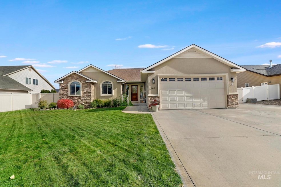 For Sale $390,000 • Co-Listing Agent