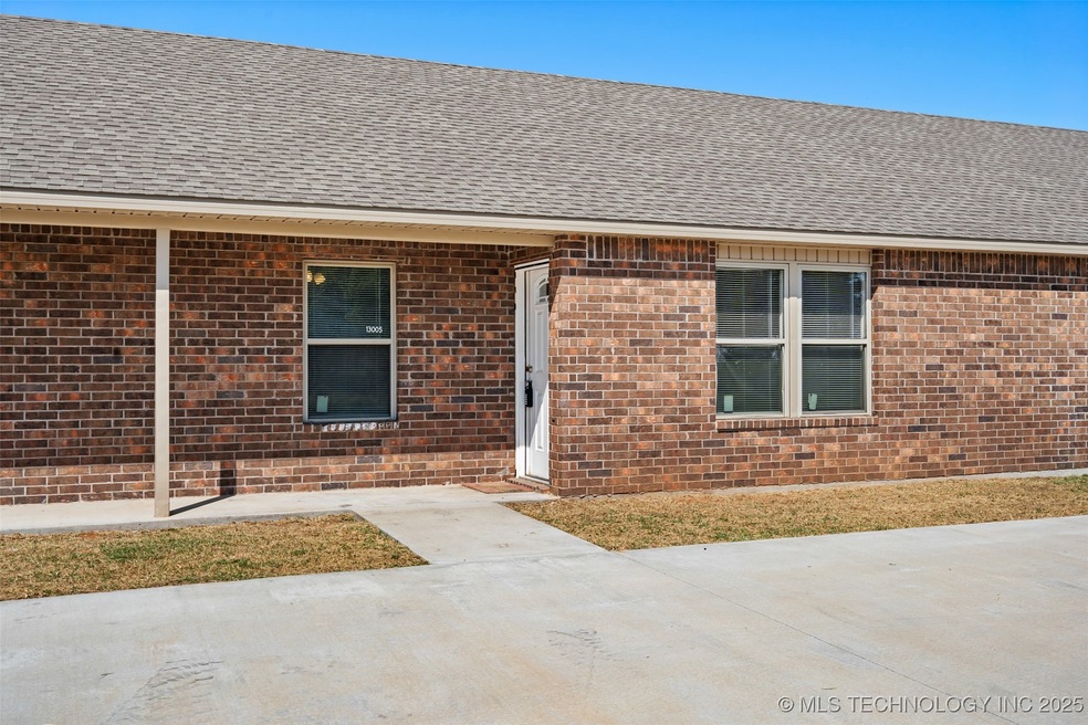 13001 Owen Ln unit 13005, Thackerville, OK 73459 - photo 1