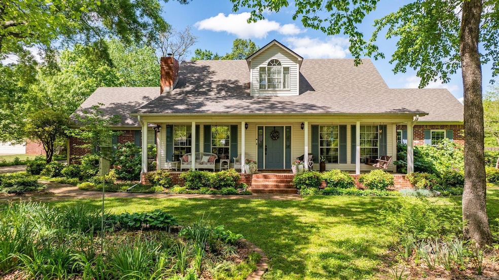 Pending $319,000 • Co-Listing Agent