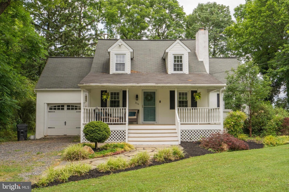 316 Buckwalter Rd, Phoenixville, PA 19460 - photo 1