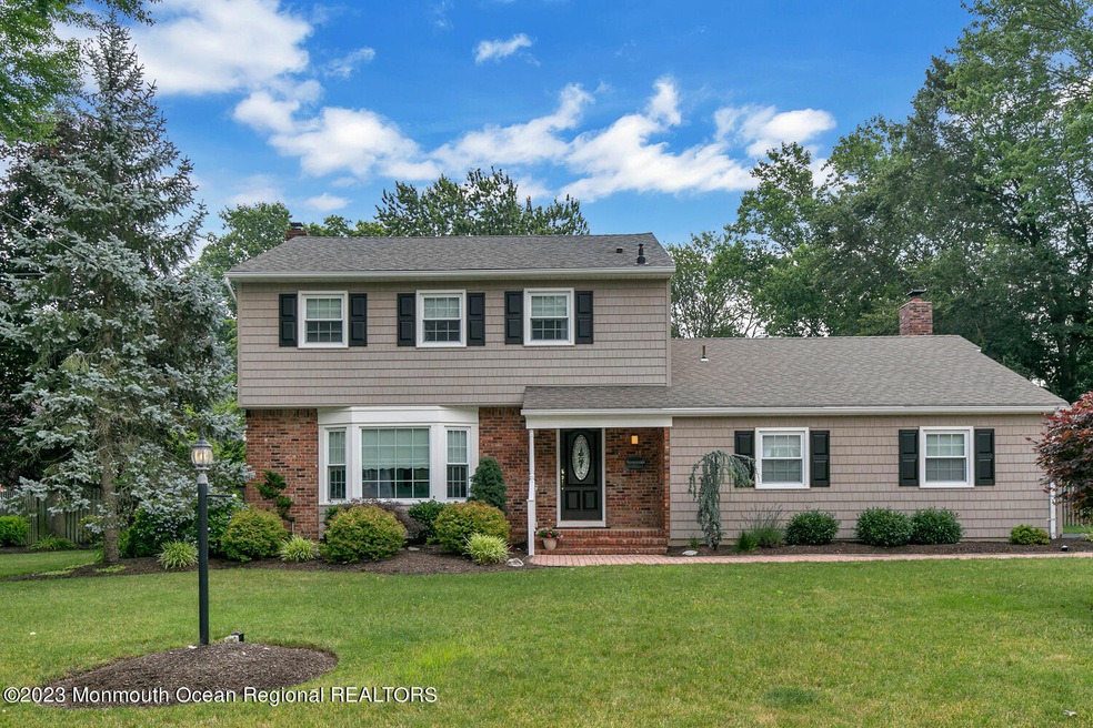 39 Devonshire Ct, Middletown, NJ 07748 - photo 1