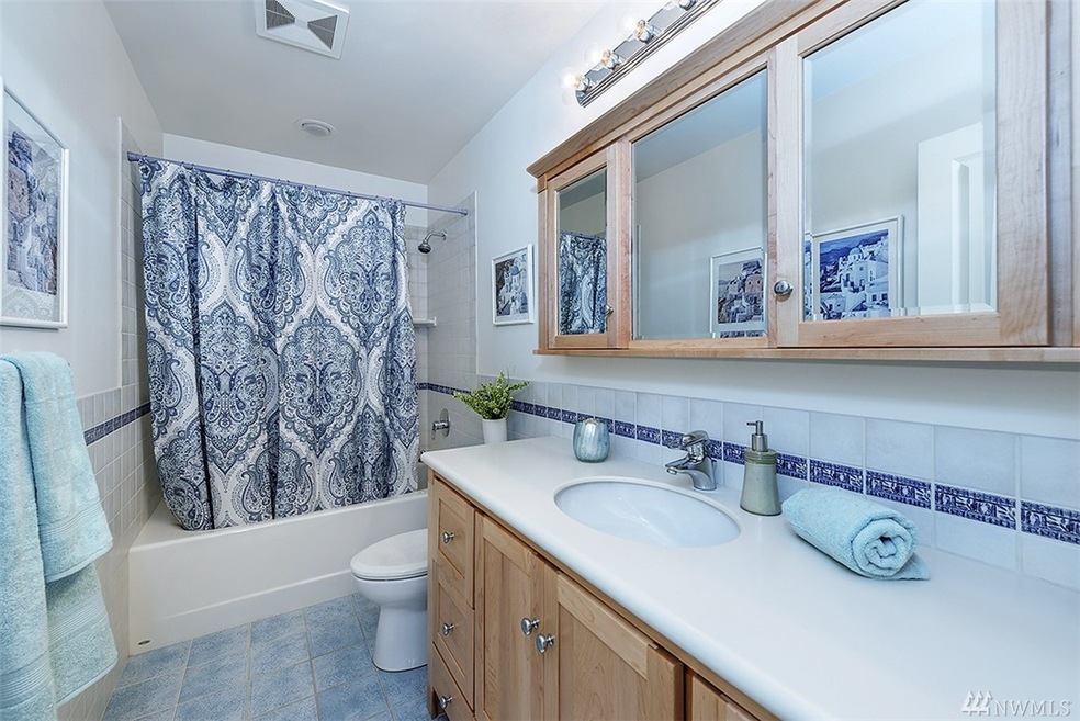 1116 Daley Place, Edmonds, WA 98020 - photo 1