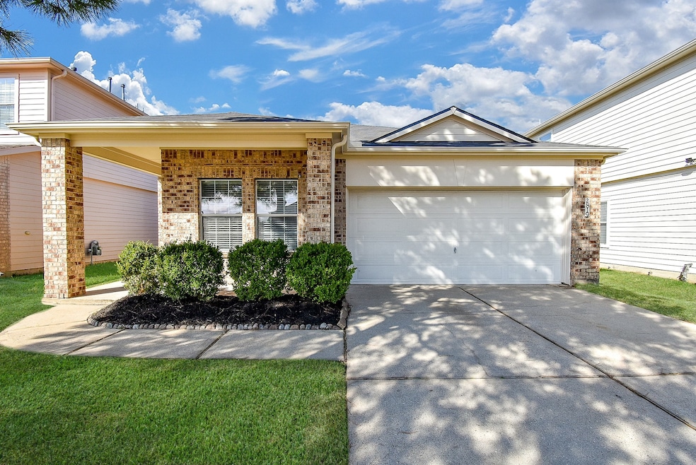 2819 Katybriar Ln, Katy, TX 77449 - photo 1
