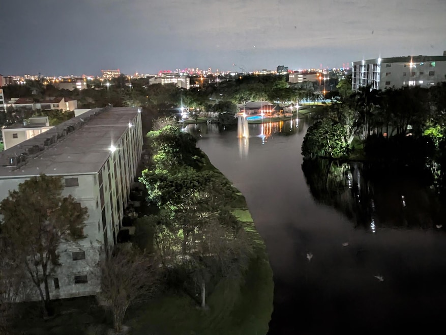 2238 N Cypress Bend Dr unit 902, Pompano Beach, FL 33069 - photo 1