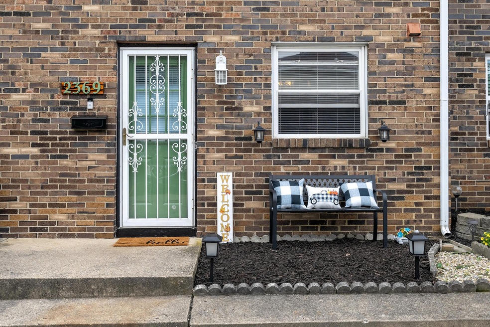 2369 Woodbrooke Circle 0037