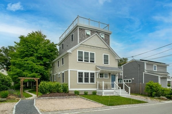 23 Warren Ave unit 1, Middletown, RI 02842 - photo 1