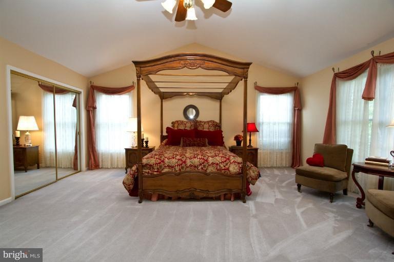 15237 Surrey House Way, Centreville, VA 20120 - photo 1