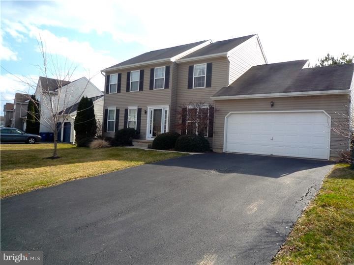 234 E Flagstone Dr, Newark, DE 19702 - photo 1