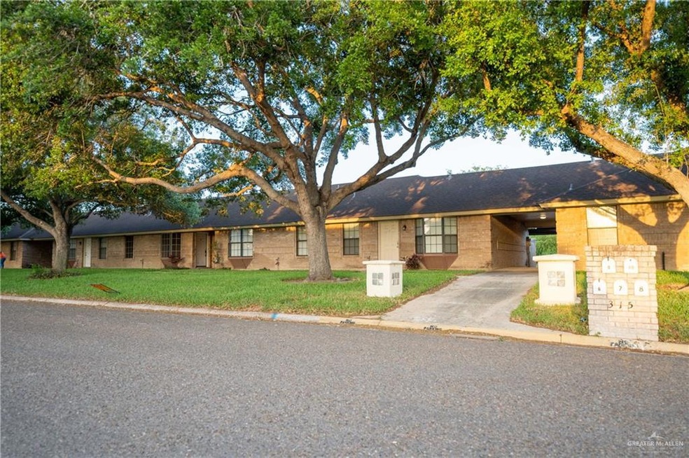 315 Regency Ln unit 9, Weslaco, TX 78596 - photo 1