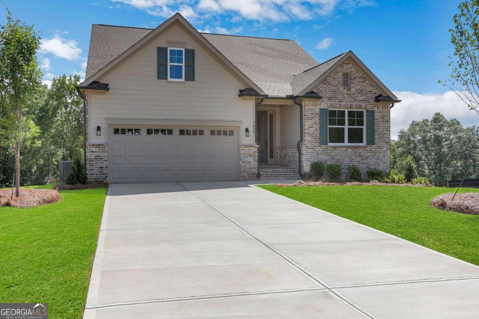 7053 Manchester Dr, Flowery Branch, GA 30542 - photo 1