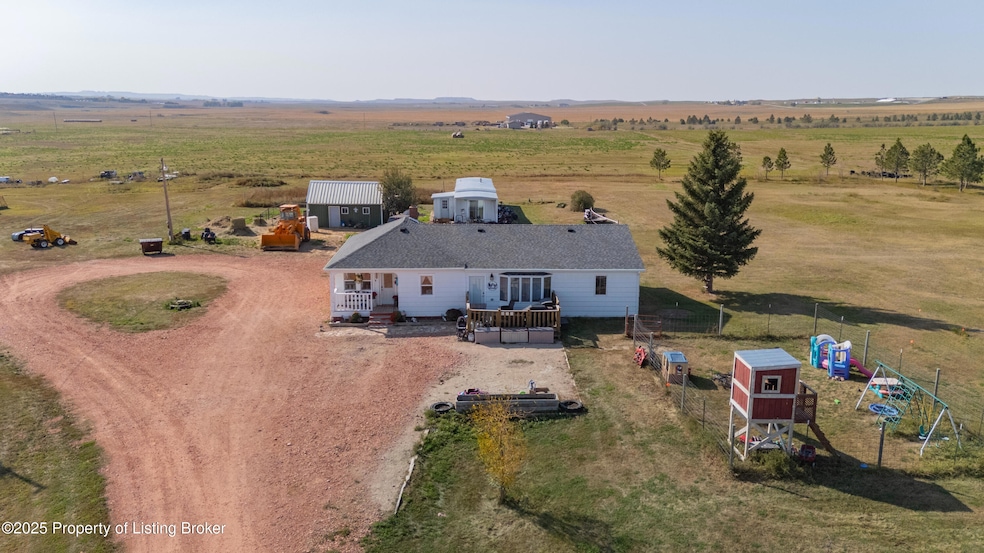 4741 N Dakota 22, Dickinson, ND 58601 - photo 1